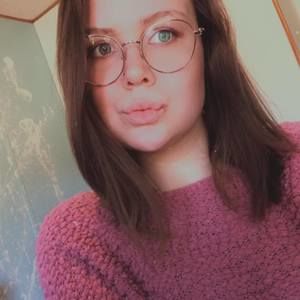 Meet your Posher, Alexis